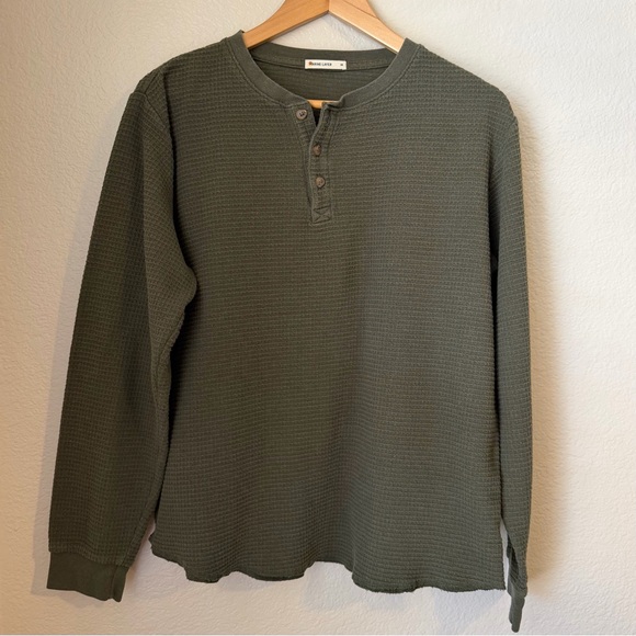 Marine Layer Men’s Waffle Knit Henley Long Sleeve Olive Green Shirt Size Medium - Picture 2 of 9